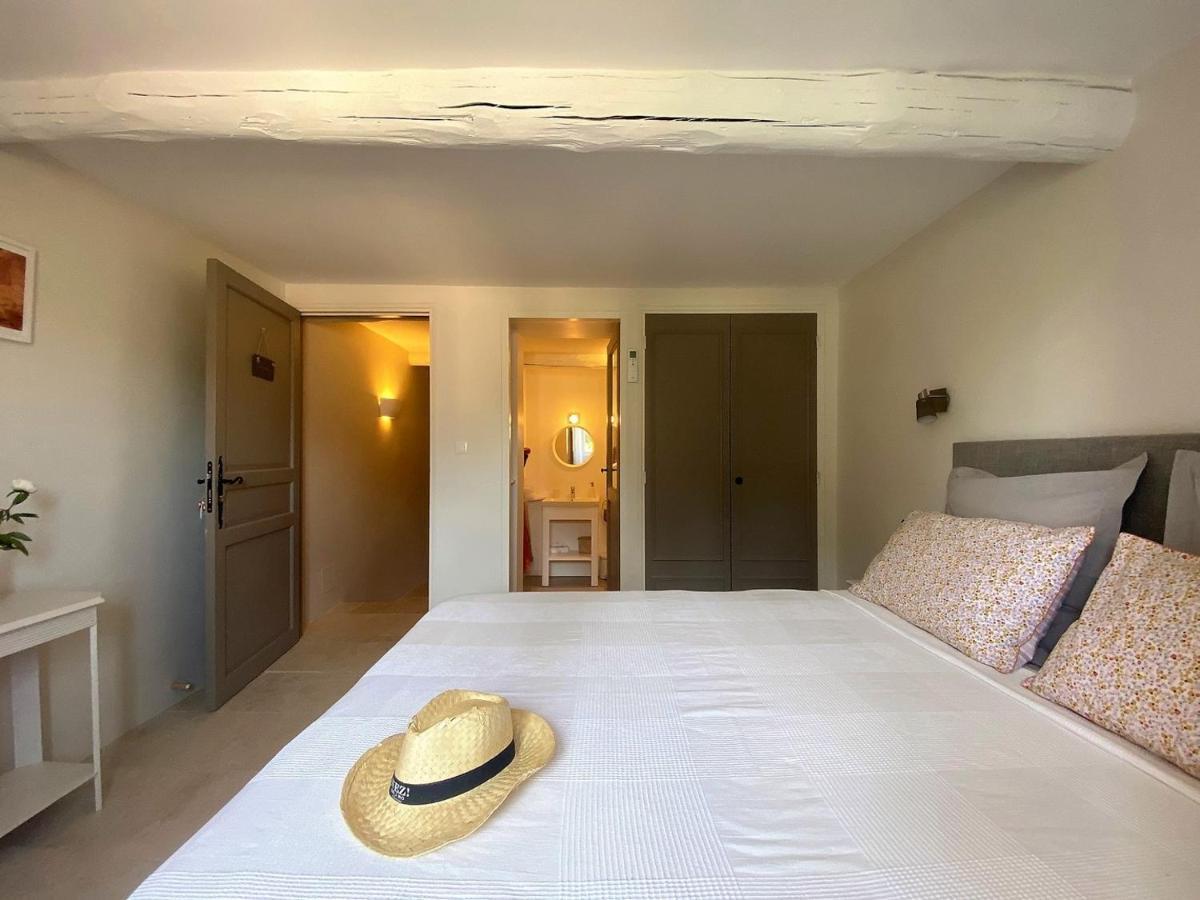 Desir De Provence Bed & Breakfast ซาริย็องส์ ภายนอก รูปภาพ