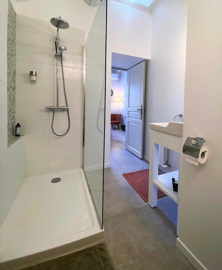Desir De Provence Bed & Breakfast ซาริย็องส์ ภายนอก รูปภาพ