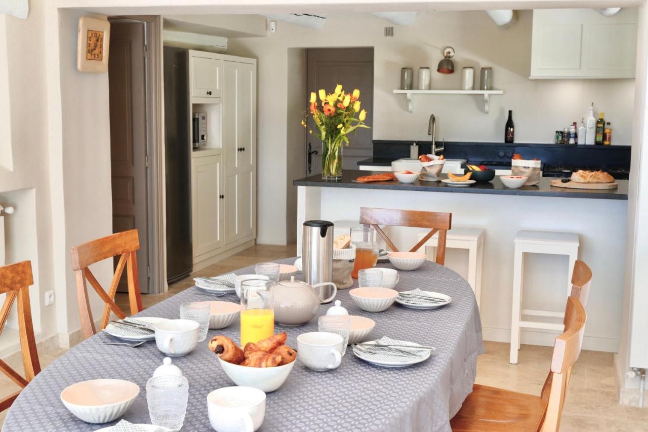 Desir De Provence Bed & Breakfast ซาริย็องส์ ภายนอก รูปภาพ